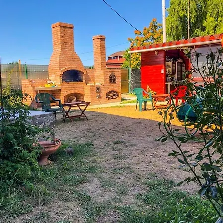 بيت ضيافة Casa Silvia 3*