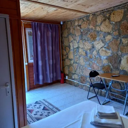 Casa Silvia 3* فاما فيكي