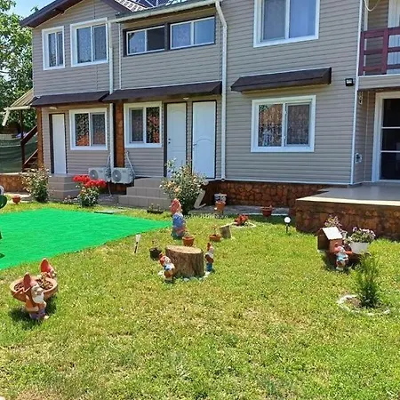 بيت ضيافة Casa Silvia 3*